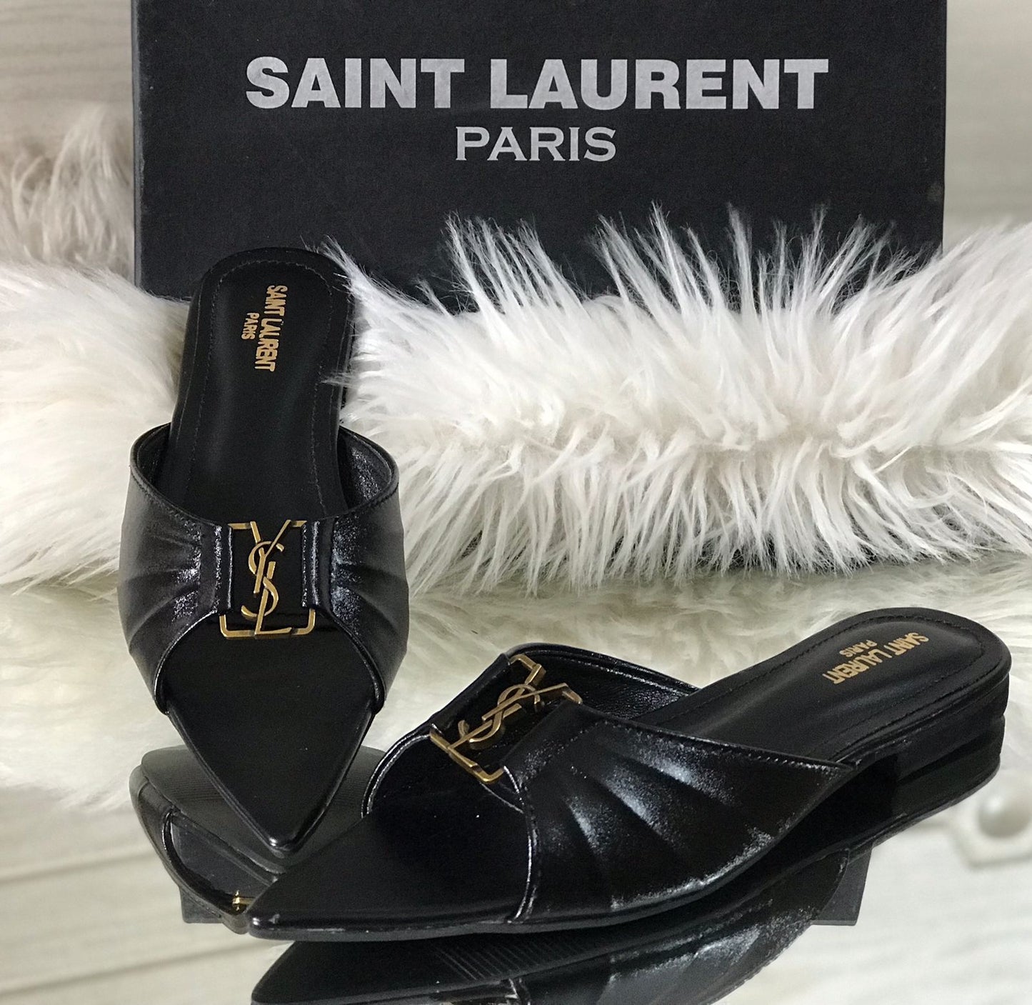 YSL FLAT PUMP